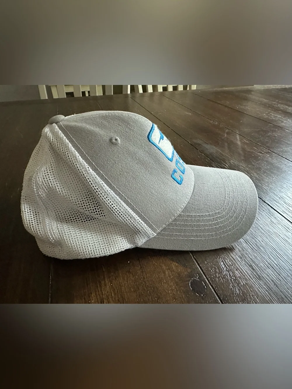 Costa Del Mar Marlin Waves hat